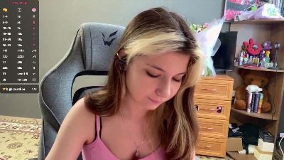 KristenHorwood live cam on Cam4