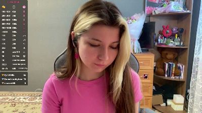 KristenHorwood live cam on Cam4