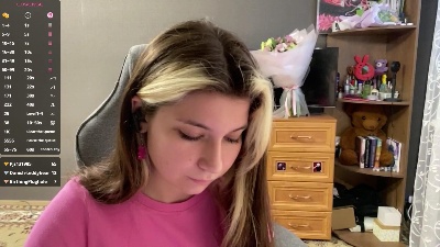 KristenHorwood live cam on Cam4