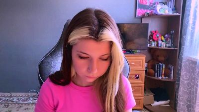 KristenHorwood live cam on Cam4