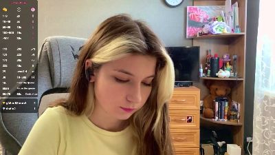 KristenHorwood live cam on Cam4