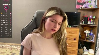 KristenHorwood live cam on Cam4