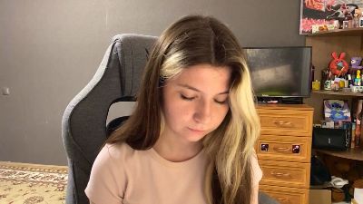 KristenHorwood live cam on Cam4