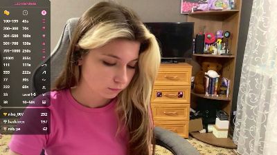 KristenHorwood live cam on Cam4