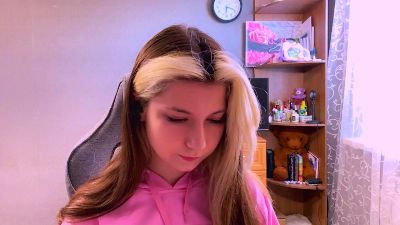 KristenHorwood live cam on Cam4