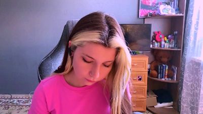 KristenHorwood live cam on Cam4