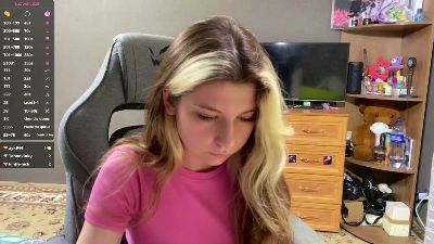 KristenHorwood live cam on Cam4