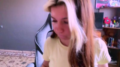 KristenHorwood live cam on Cam4