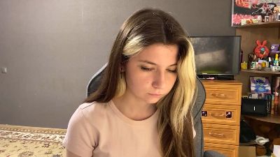 KristenHorwood live cam on Cam4