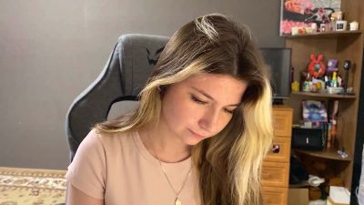 KristenHorwood live cam on Cam4