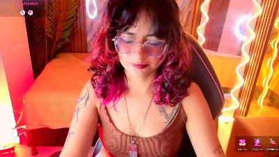 Kristen_tay live cam on Cam4