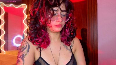 Kristen_tay live cam on Cam4