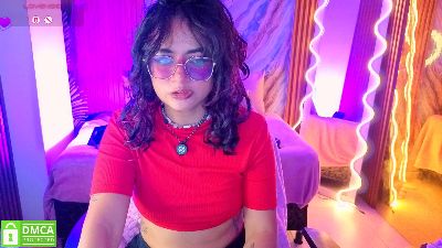 Kristen_tay live cam on Cam4