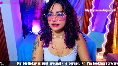 Kristen_tay live cam on Cam4