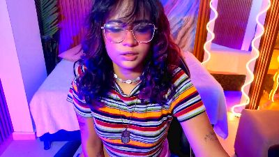 Kristen_tay live cam on Cam4