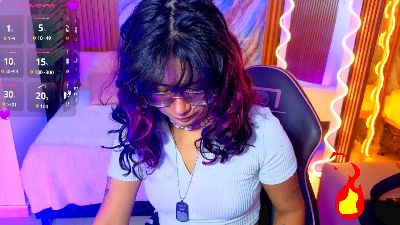 Kristen_tay live cam on Cam4