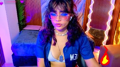 Kristen_tay live cam on Cam4
