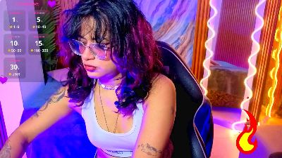 Kristen_tay live cam on Cam4