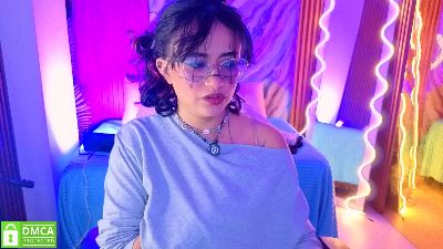 Kristen_tay live cam on Cam4