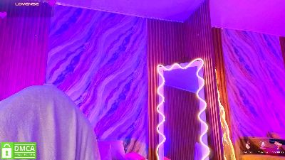 Kristen_tay live cam on Cam4