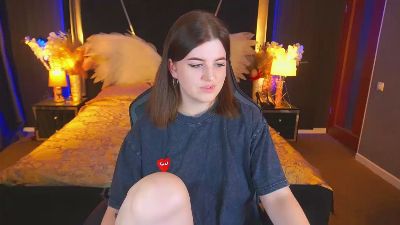 KristiFoxy live cam on Cam4