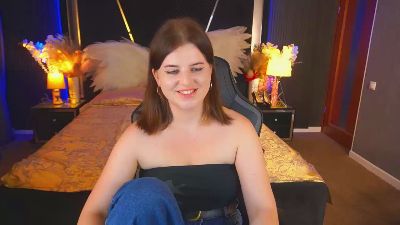 KristiFoxy live cam on Cam4