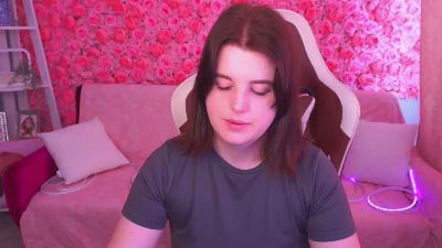 KristiFoxy live cam on Cam4