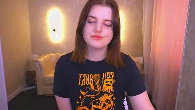 KristiFoxy live cam on Cam4
