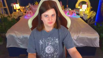 KristiFoxy live cam on Cam4