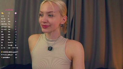KristieDubbs live cam on Cam4