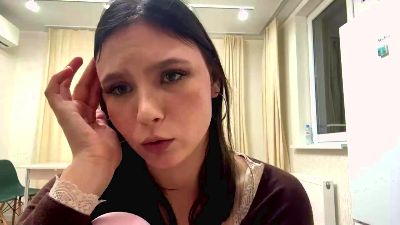 KristieHoltzer live cam on Cam4