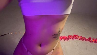 KristineDar live cam on Cam4
