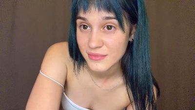 KristineDar live cam on Cam4