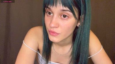 KristineDar live cam on Cam4