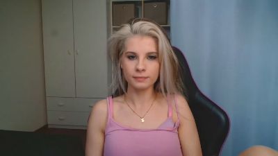 KristineSensual live cam on Cam4