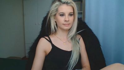 KristineSensual live cam on Cam4