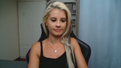 KristineSensual live cam on Cam4