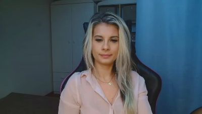 KristineSensual live cam on Cam4