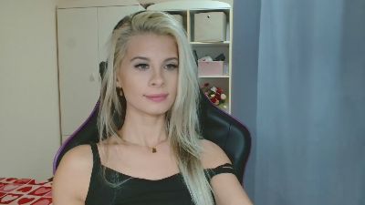 KristineSensual live cam on Cam4