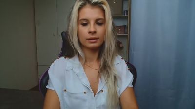 KristineSensual live cam on Cam4