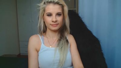 KristineSensual live cam on Cam4
