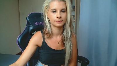 KristineSensual live cam on Cam4