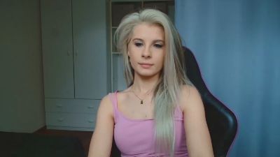 KristineSensual live cam on Cam4
