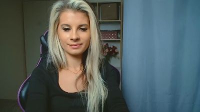 KristineSensual live cam on Cam4