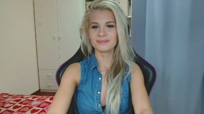 KristineSensual live cam on Cam4