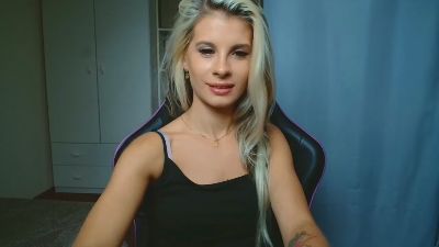 KristineSensual live cam on Cam4