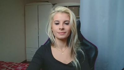 KristineSensual live cam on Cam4