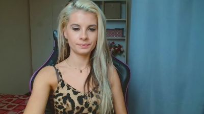 KristineSensual live cam on Cam4
