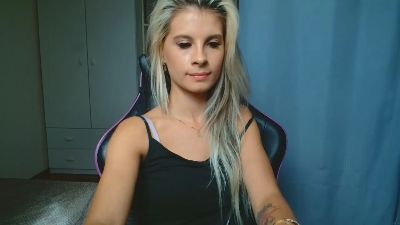 KristineSensual live cam on Cam4