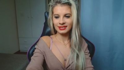 KristineSensual live cam on Cam4
